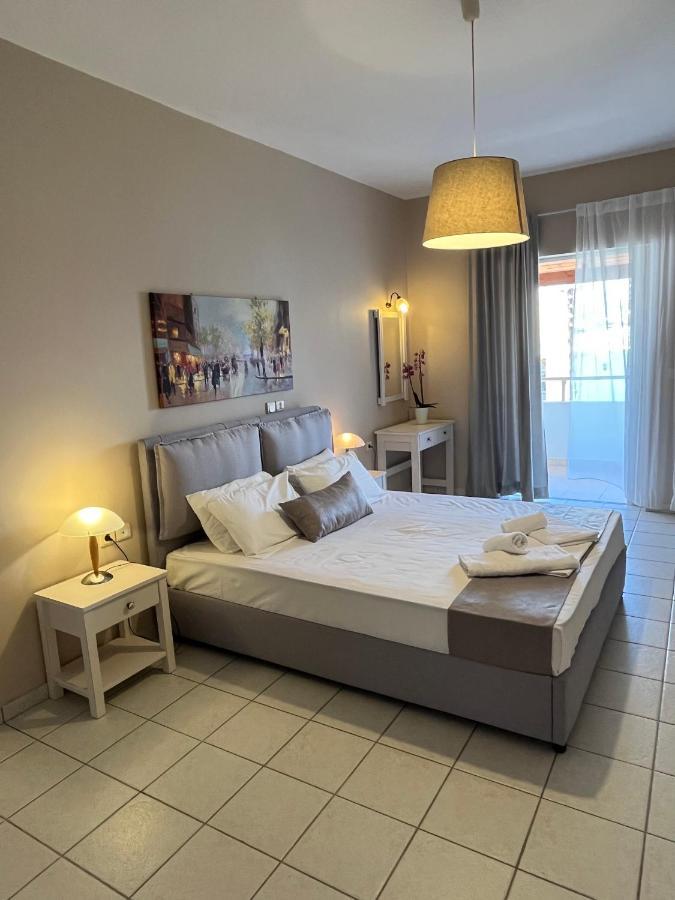 Agios Sostis Aparthotel Kyparissia Exteriör bild